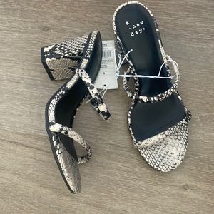 a new day snakeskin two strap heels - size 6